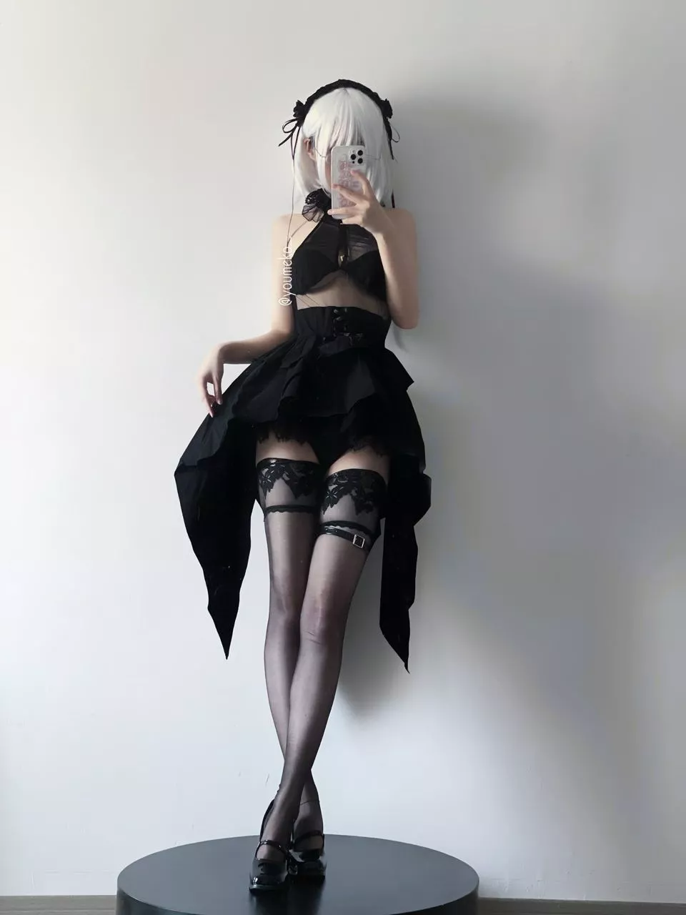 美女 2B